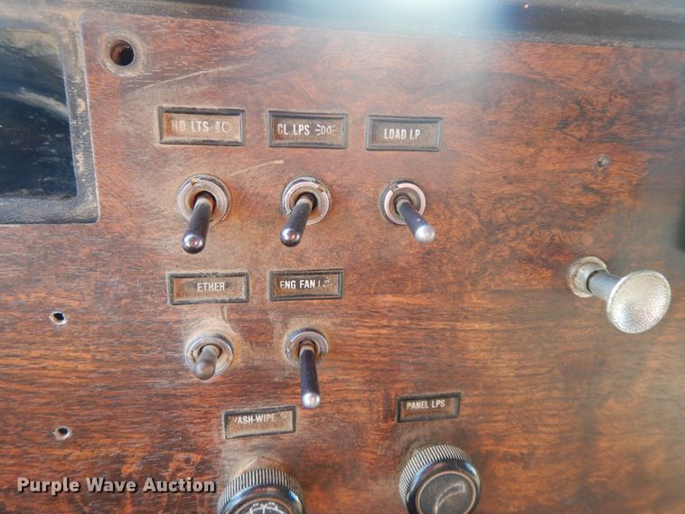 image for item GK9608 1991 Peterbilt 378  semi truck