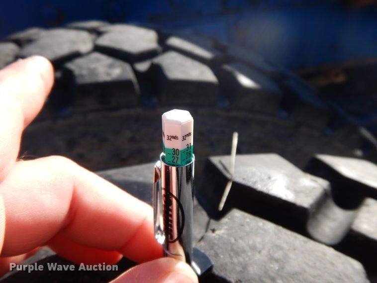 image for item GK9608 1991 Peterbilt 378  semi truck