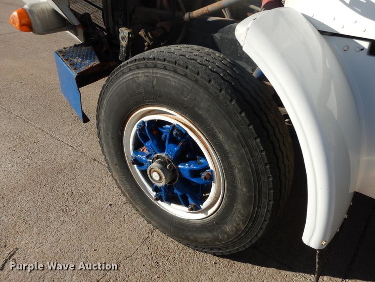 image for item GK9608 1991 Peterbilt 378  semi truck