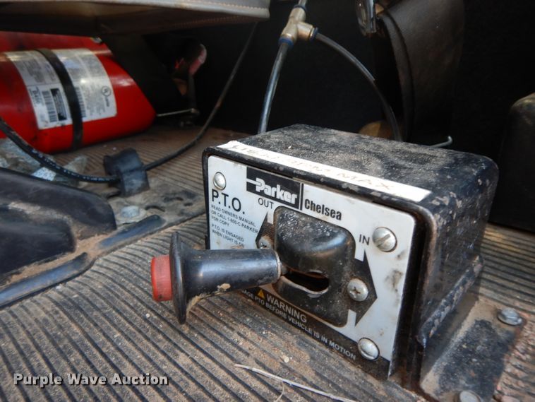 image for item GK9609 2012 Peterbilt 389  semi truck