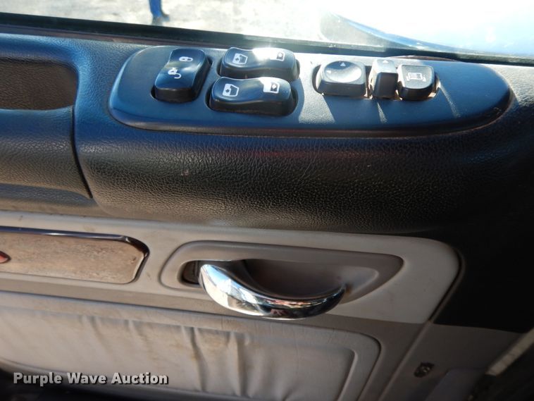 image for item GK9609 2012 Peterbilt 389  semi truck