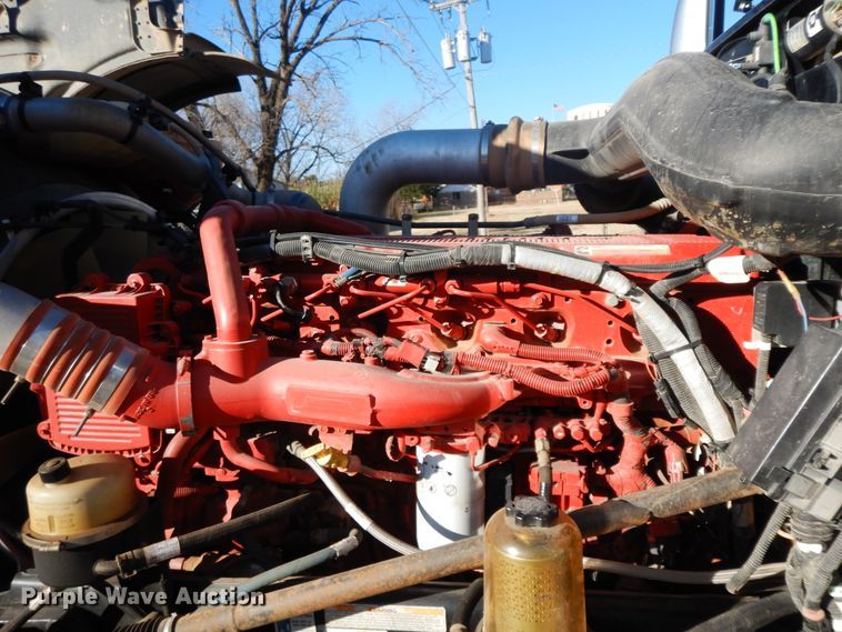 image for item GK9609 2012 Peterbilt 389  semi truck