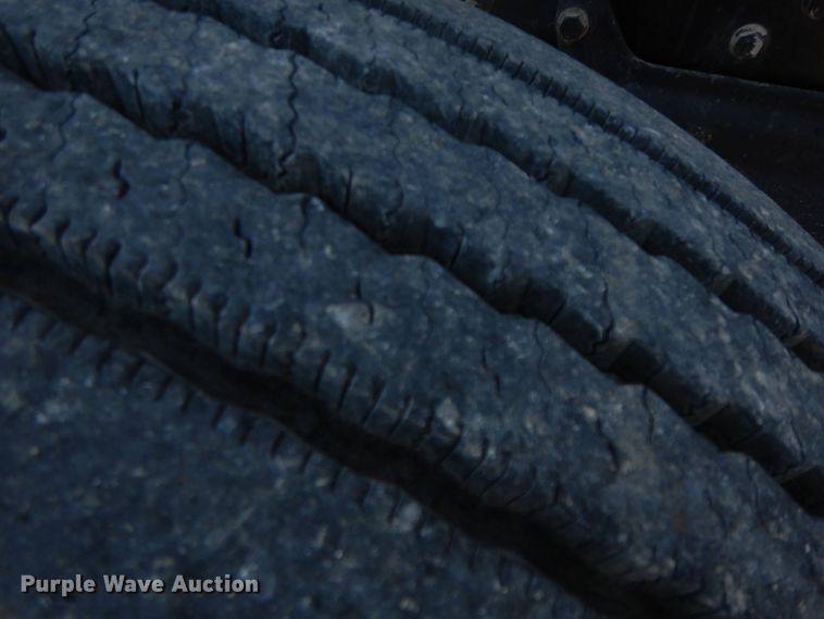 image for item GK9609 2012 Peterbilt 389  semi truck