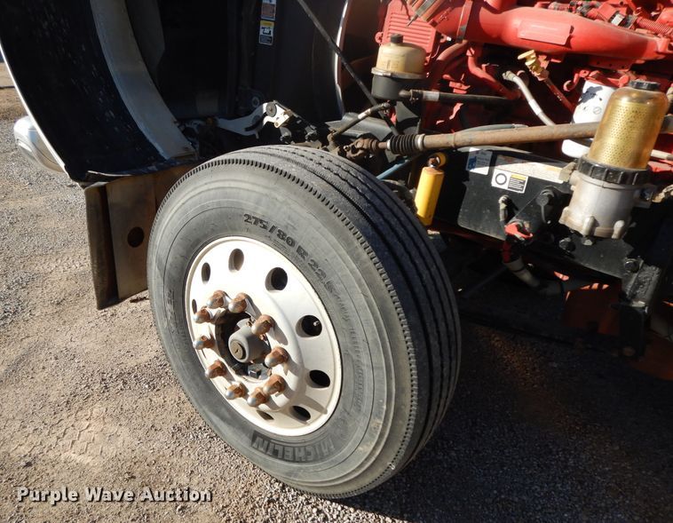 image for item GK9609 2012 Peterbilt 389  semi truck