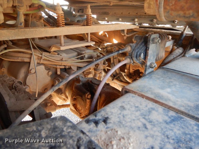 image for item GK9609 2012 Peterbilt 389  semi truck