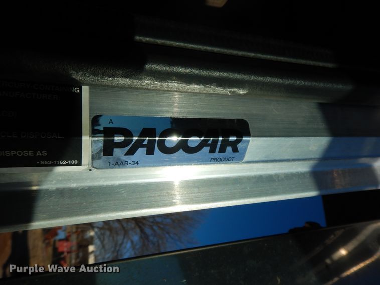 image for item GK9609 2012 Peterbilt 389  semi truck