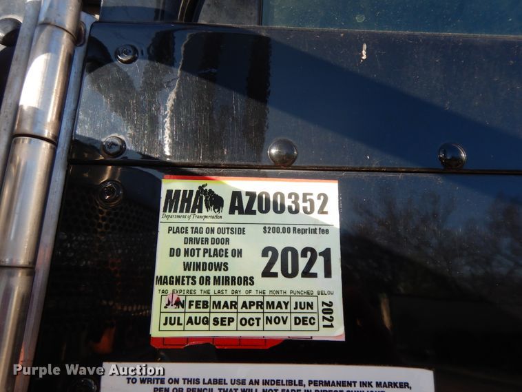 image for item GK9609 2012 Peterbilt 389  semi truck