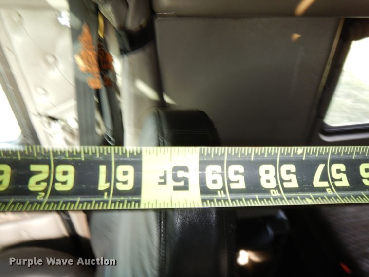 image for item GK9639 2005 Kenworth W900L  semi truck