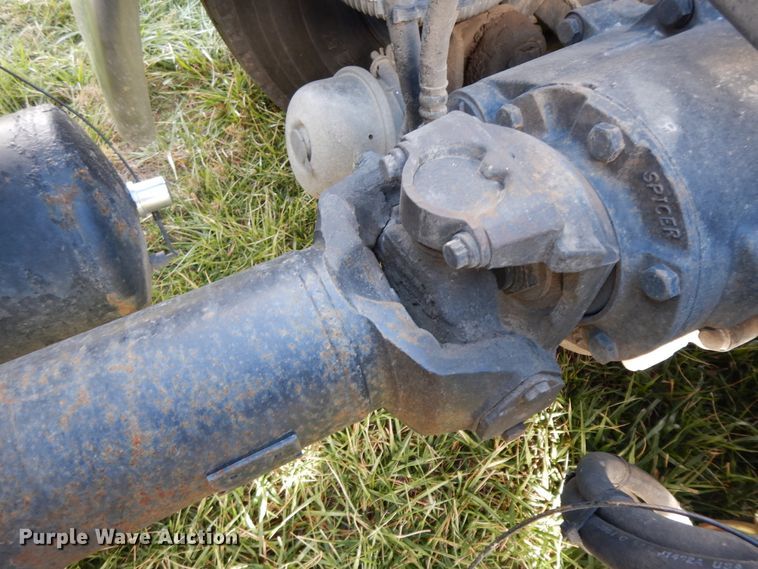 image for item GK9639 2005 Kenworth W900L  semi truck