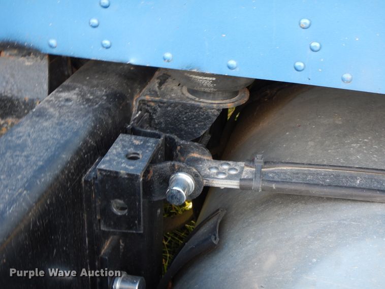 image for item GK9639 2005 Kenworth W900L  semi truck