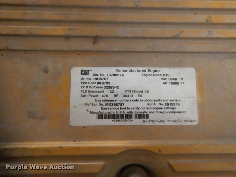 image for item GK9639 2005 Kenworth W900L  semi truck