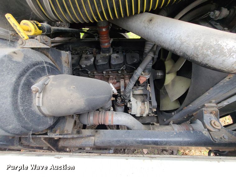 image for item GY9652 2005 Kalmar 30  yard truck