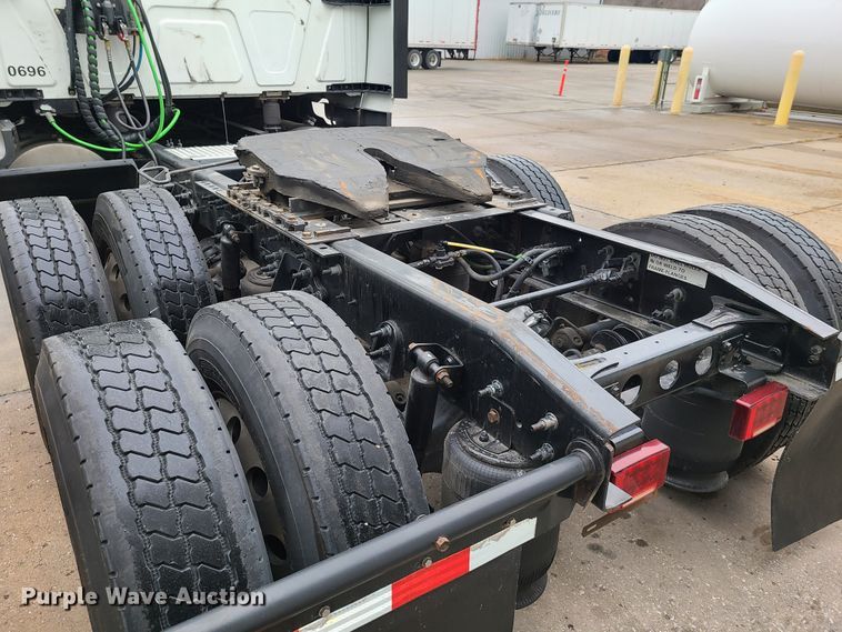 image for item GY9653 2015 International ProStar  semi truck