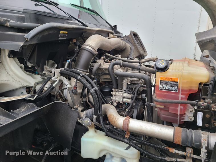 image for item GY9653 2015 International ProStar  semi truck