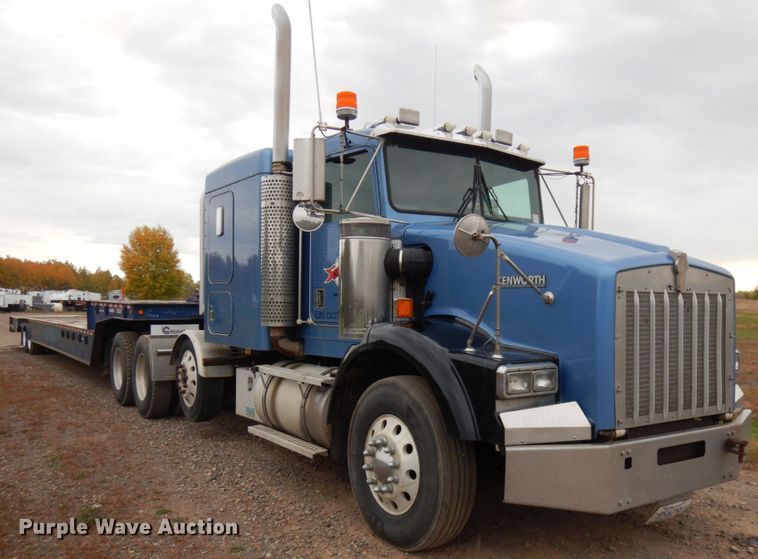 image for item HD9046 2000 Kenworth T800B  semi truck