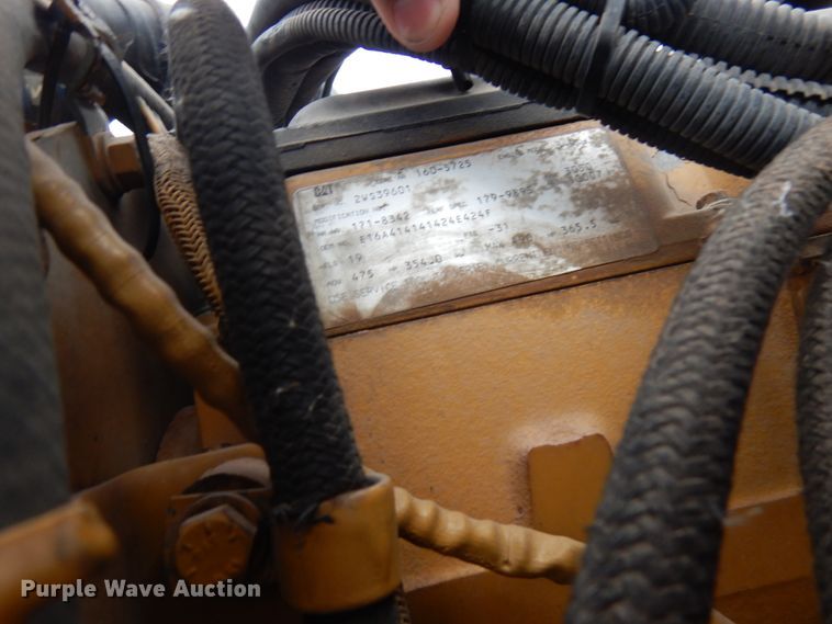 image for item HD9046 2000 Kenworth T800B  semi truck