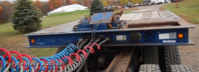 image for item HD9047 2007 Trail-Eze TE80HT drop deck equipment trailer