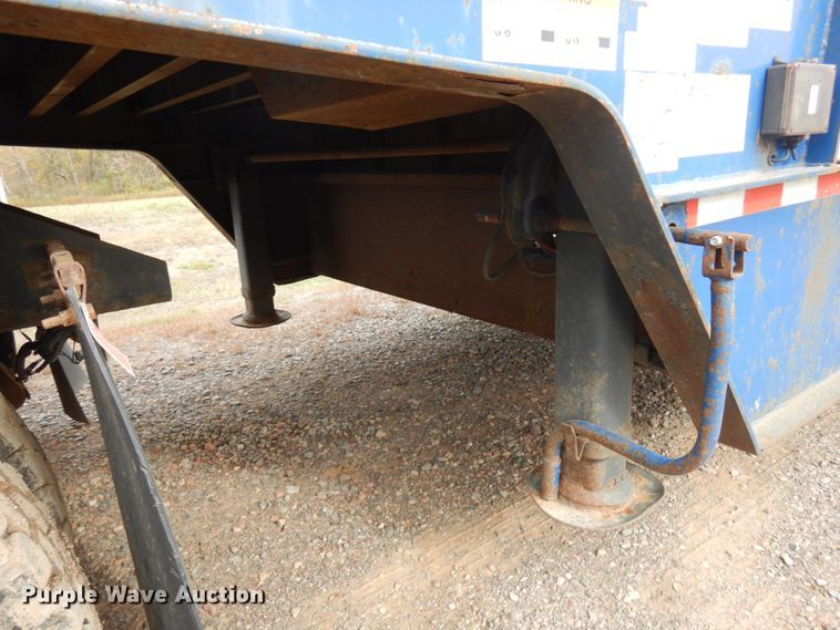 image for item HD9047 2007 Trail-Eze TE80HT drop deck equipment trailer