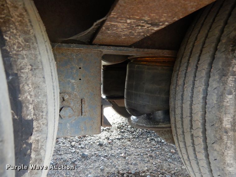 image for item HD9047 2007 Trail-Eze TE80HT drop deck equipment trailer