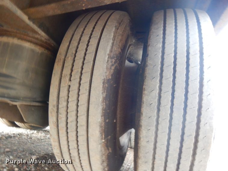 image for item HD9047 2007 Trail-Eze TE80HT drop deck equipment trailer