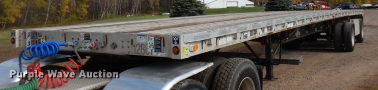image for item HD9048 2008 Wilson CF-900 flatbed trailer