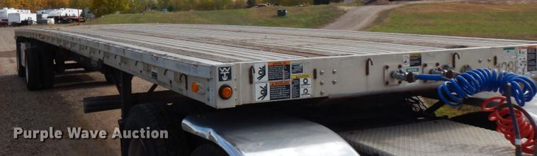 image for item HD9048 2008 Wilson CF-900 flatbed trailer