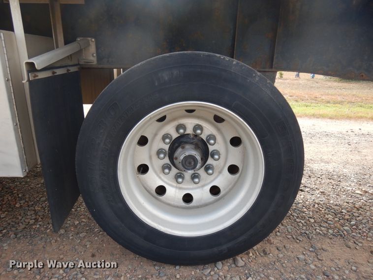 image for item HD9048 2008 Wilson CF-900 flatbed trailer