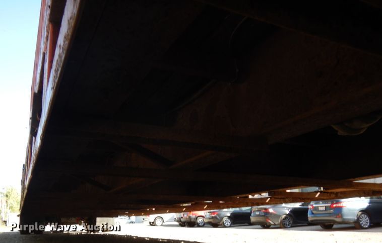 image for item HD9098 1986 Cherokee drop deck trailer