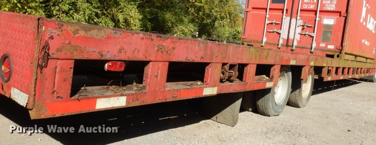 image for item HD9098 1986 Cherokee drop deck trailer