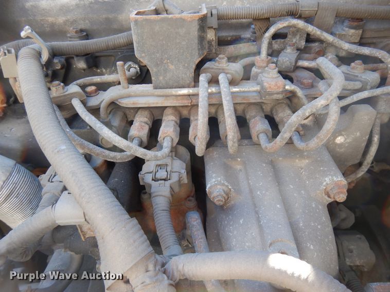 image for item HD9168 2007 Hino 268  truck cab and chassis