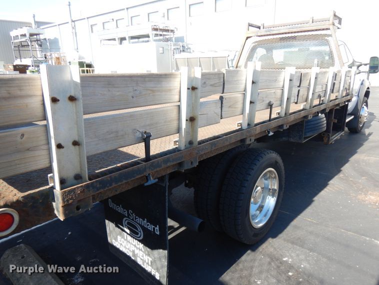 image for item HD9170 2005 Ford F450 Super Duty  flatbed truck