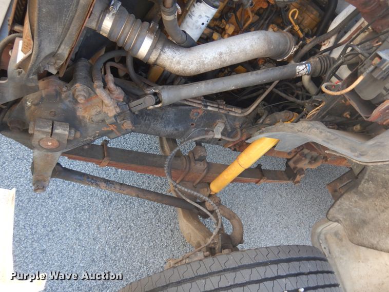 image for item HD9171 2003 Ford F650 Super Duty  flatbed truck