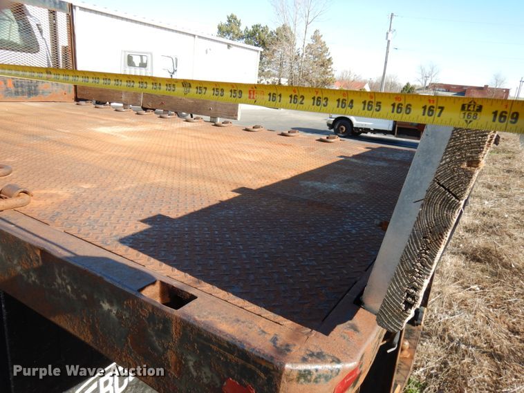 image for item HD9172 2005 Ford F650 Super Duty  flatbed truck