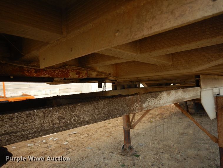 image for item HD9181 1987 Trailstar end dump trailer