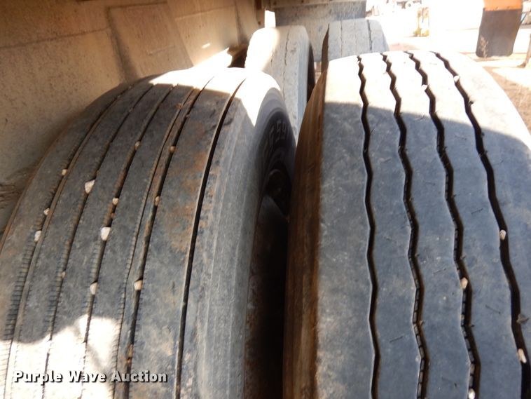 image for item HD9181 1987 Trailstar end dump trailer