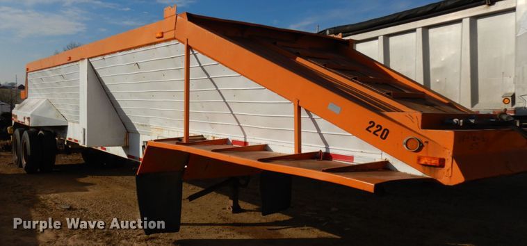 image for item HD9182 1988 Flowboy live bottom trailer