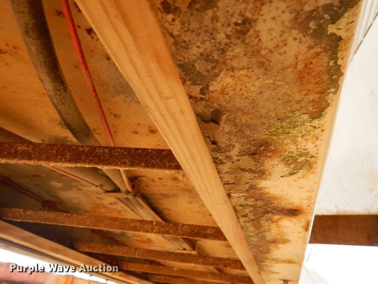 image for item HD9182 1988 Flowboy live bottom trailer