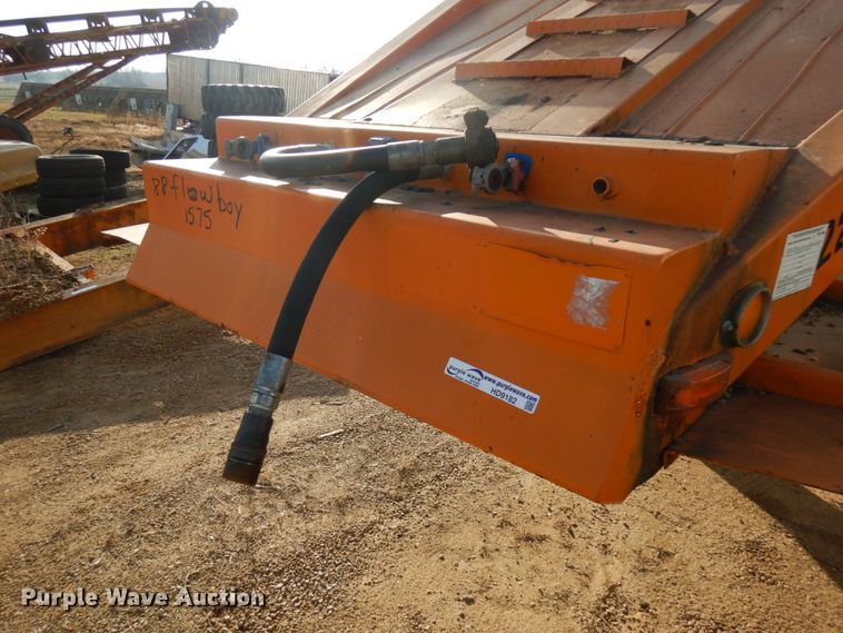 image for item HD9182 1988 Flowboy live bottom trailer