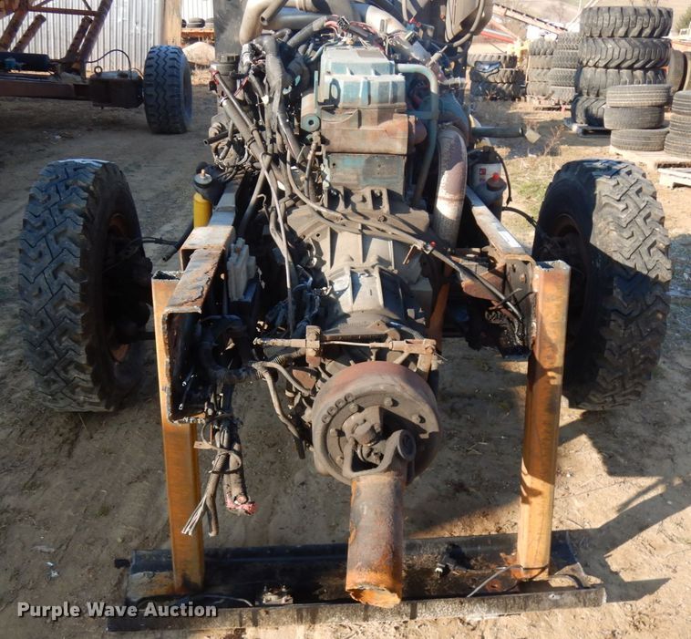 image for item HD9187 2002 International C195 six cylinder diesel engine