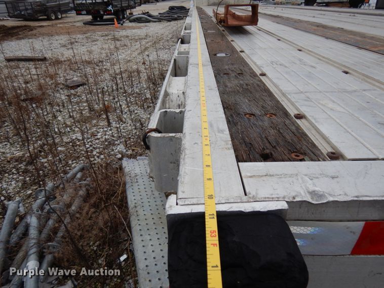 image for item HD9227 2006 Transcraft drop deck trailer