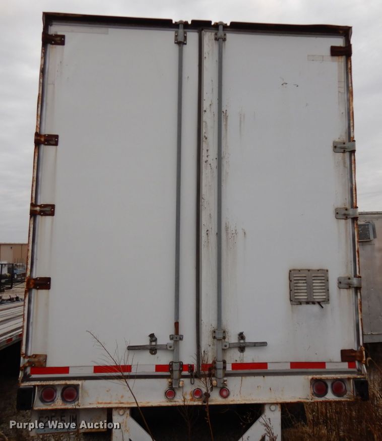 image for item HD9228 1999 Trailmobile dry van trailer