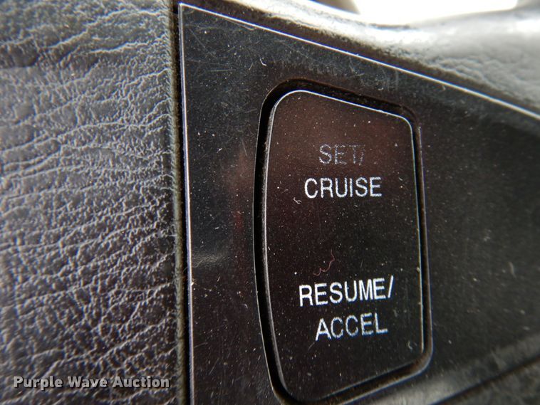 image for item HD9230 2008 International 8600  semi truck