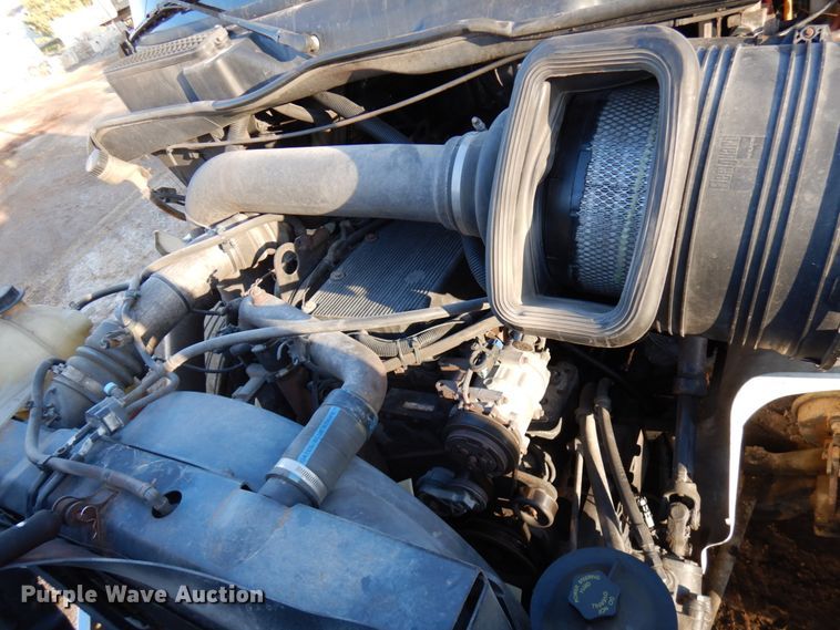 image for item HD9245 2006 International 8600  semi truck