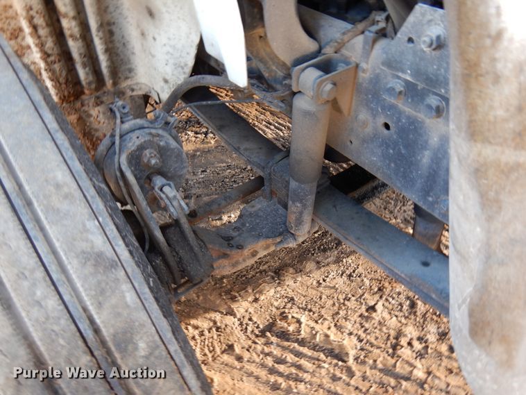 image for item HD9245 2006 International 8600  semi truck