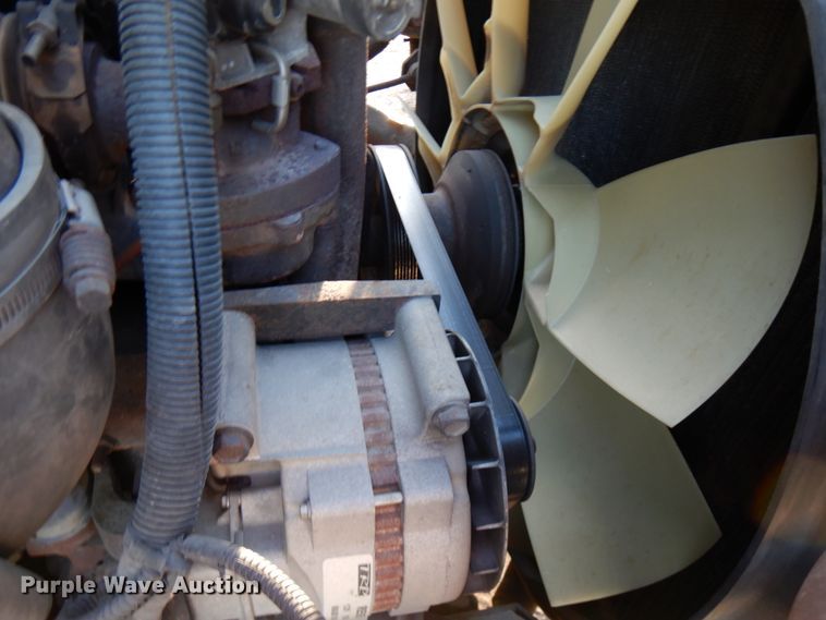 image for item HD9245 2006 International 8600  semi truck