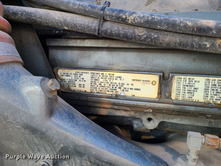 image for item HM9825 1997 Peterbilt 379  semi truck