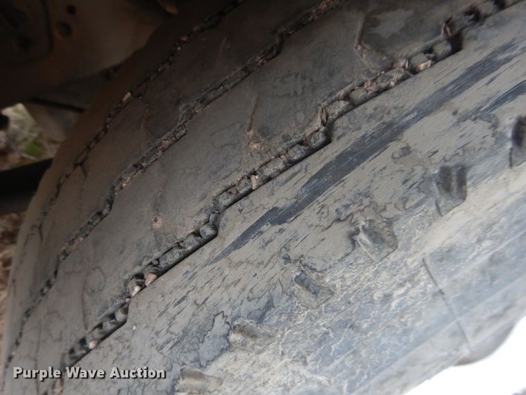 image for item HU9712 2003 Freightliner Century Class  semi truck