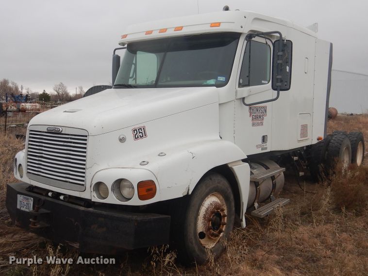 image for item HU9713 2003 Freightliner Century Class  semi truck