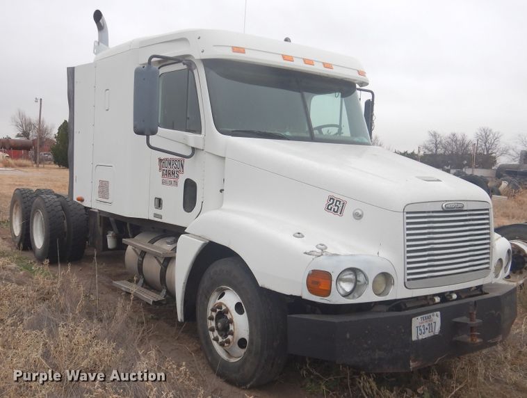 image for item HU9713 2003 Freightliner Century Class  semi truck