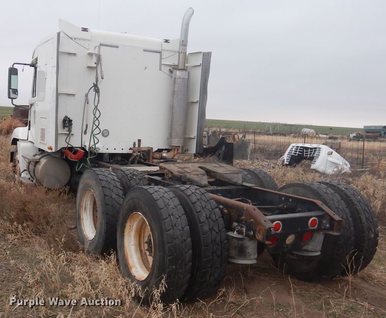 image for item HU9713 2003 Freightliner Century Class  semi truck